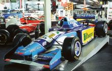 Benetton-Renault B195